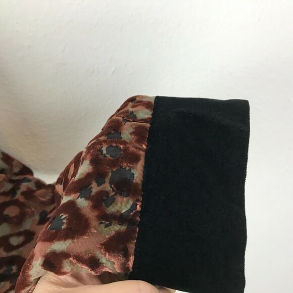 Taylor G Blouse Size M Multicolor Animal Print Rayon Blend Button Up Womens - Picture 8 of 11